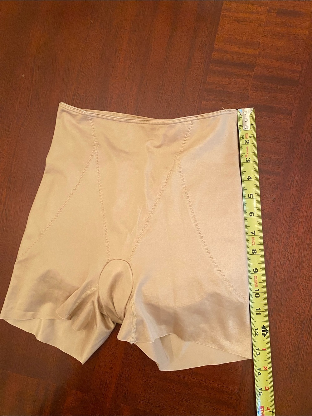 SPANX Nude Shapewear with Bum Pads - Picture 10 of 16